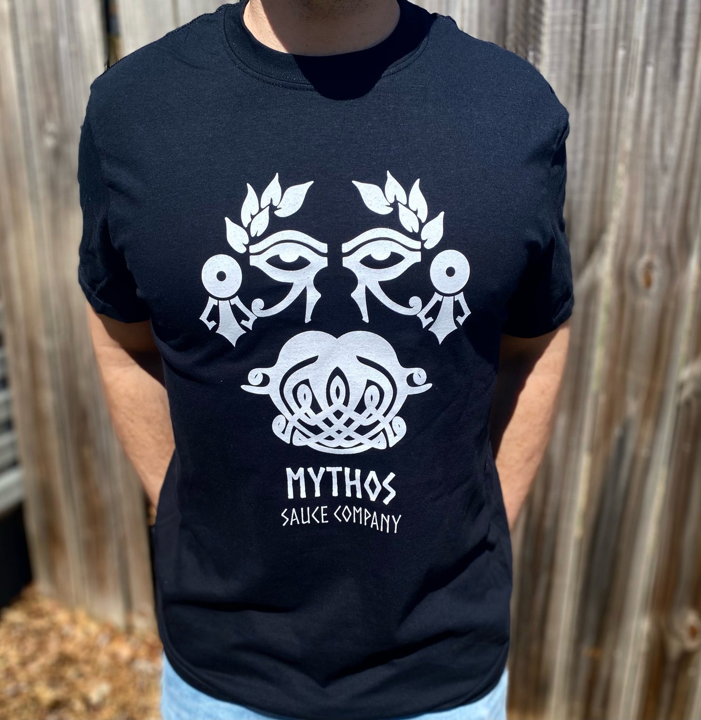 Mythos Logo Shirt - Black & White